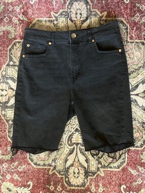 Divided by H&M shorts